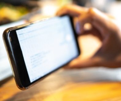 man-depositing-check-by-phone-in-the-restaurant.jpg_s=1024x1024&w=is&k=20&c=9fCWQzt7FwhhkgZTPbw2nknIRLC3wBBIdWhdOUKMpCY= (1)